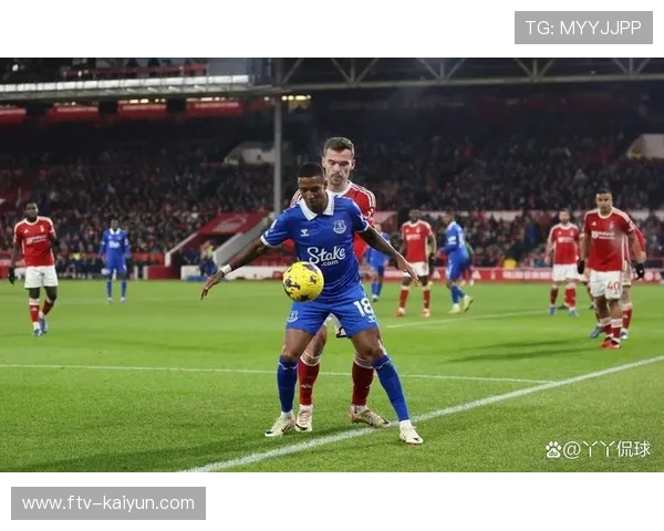 诺丁汉森林防守反击奏效，连续零平强队显韧性