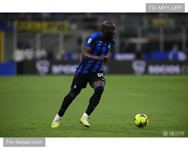 罗马诺:切尔西有意引进勒沃库森边翼卫弗林蓬,看中其强大传中能力 罗马诺:切尔西有意引进勒沃库森边翼卫弗林蓬,看中其强大传中能力